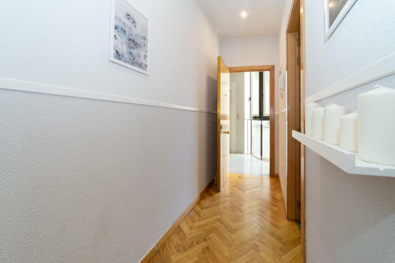 Apartamentos Plaza De Espana Madrid Exterior foto